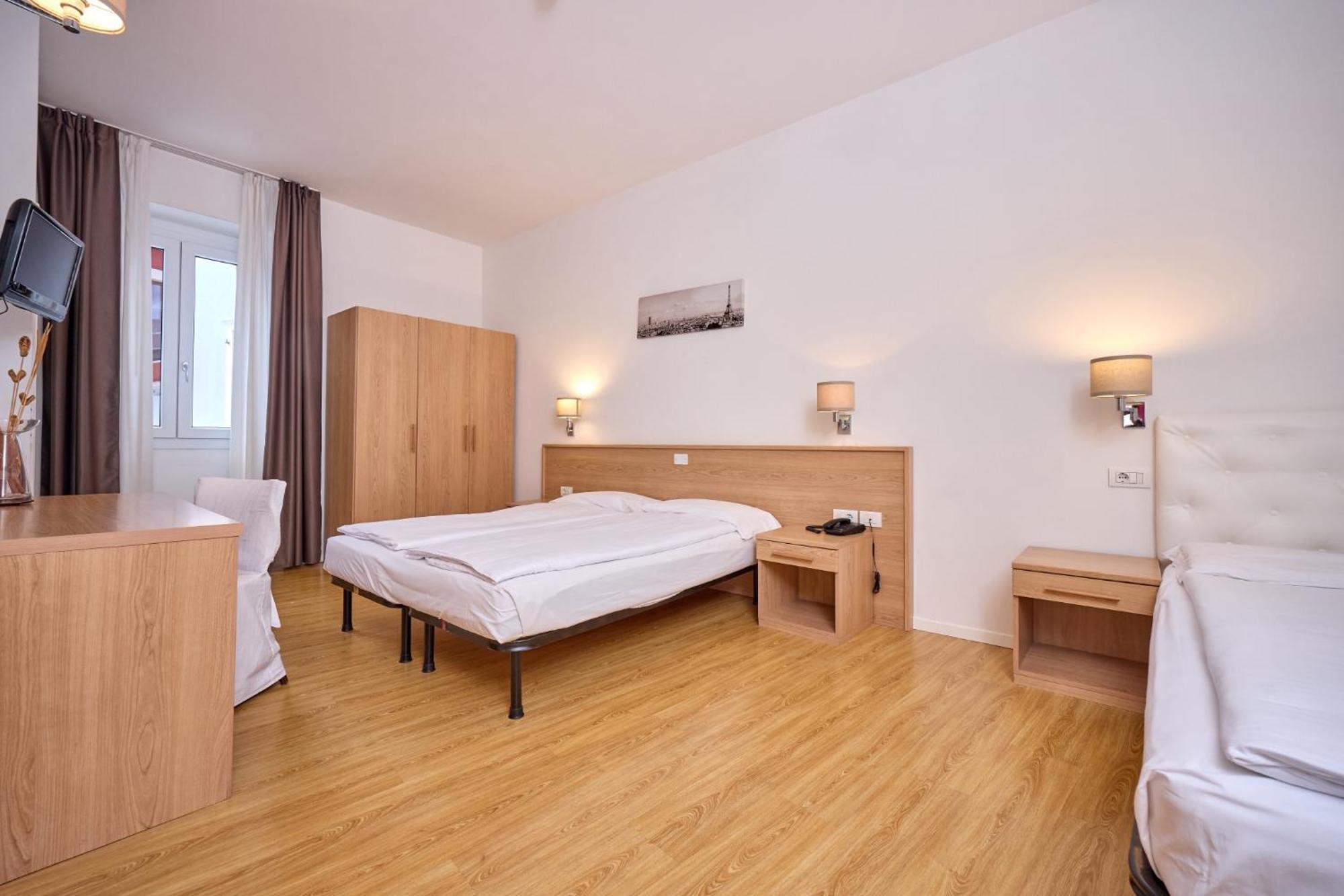Hotel Geier Torbole Sul Garda Exterior foto
